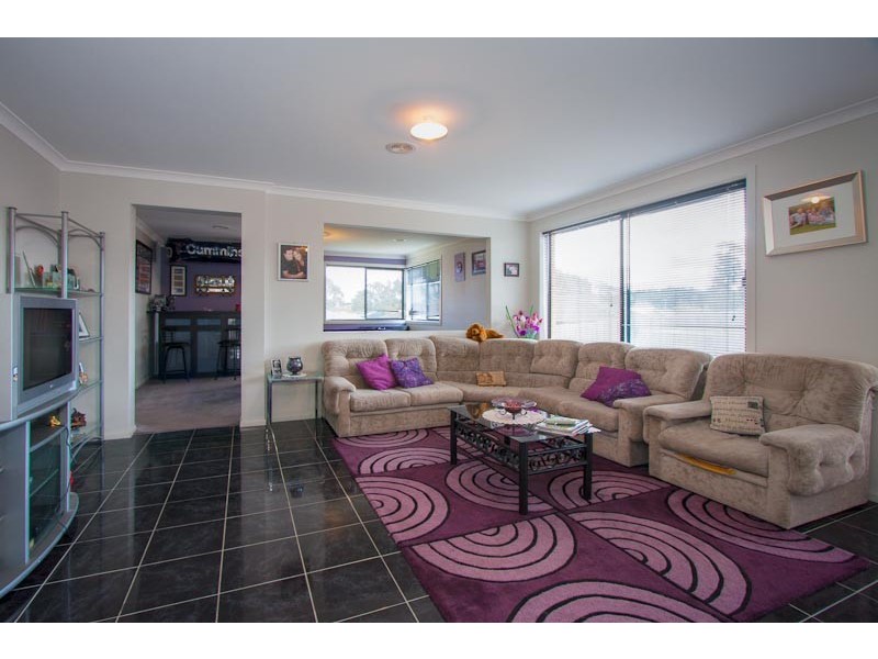 8 Coleman Court, New Gisborne VIC 3438