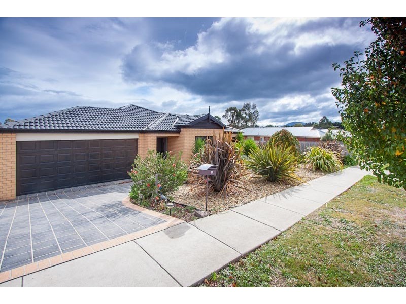 8 Coleman Court, New Gisborne VIC 3438
