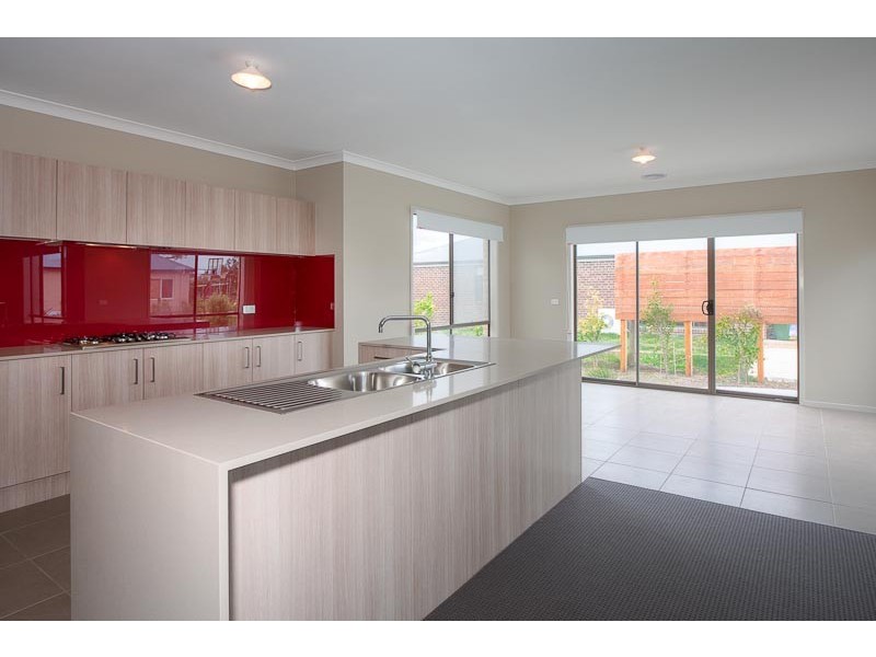 1 Bluegum Circuit, Riddells Creek VIC 3431