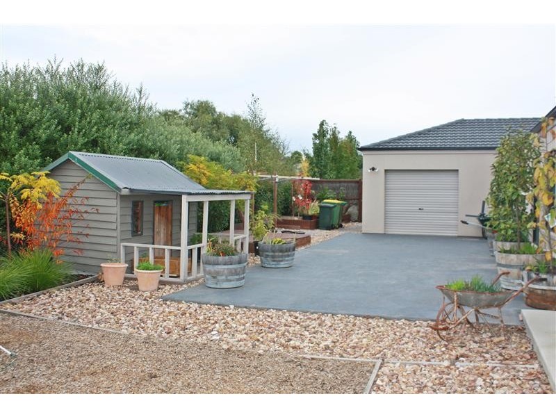 49 Parkview Street, Gisborne VIC 3437