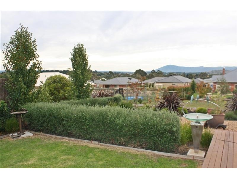 49 Parkview Street, Gisborne VIC 3437