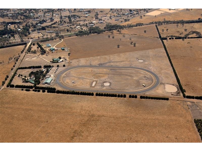 41 Stokes Lane West, Riddells Creek VIC 3431