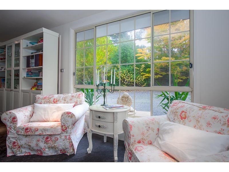 3 Taylors Road, Mount Macedon VIC 3441