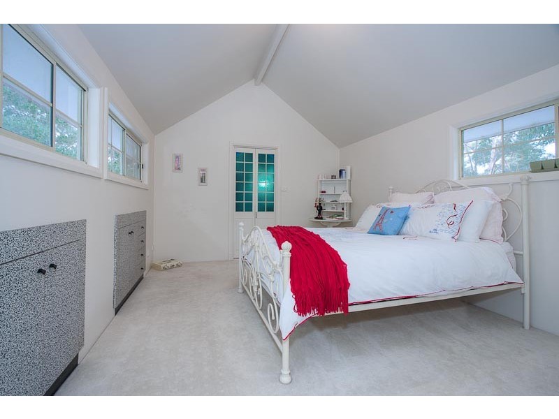 3 Taylors Road, Mount Macedon VIC 3441