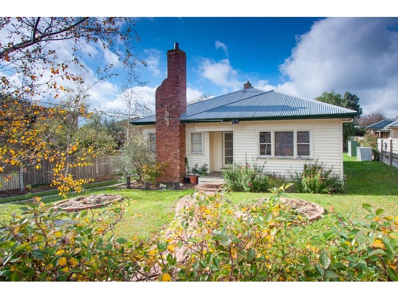 75 Brantome Street, Gisborne VIC 3437
