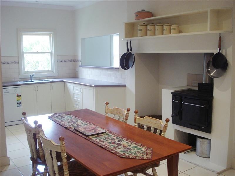 75 Brantome Street, Gisborne VIC 3437