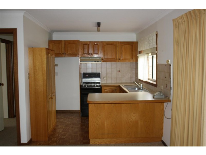 4/21 Hutton Street, Kyneton VIC 3444