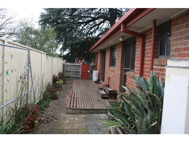 4/21 Hutton Street, Kyneton VIC 3444