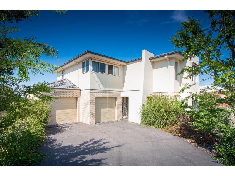 9 Cassandra close, Gisborne VIC 3437