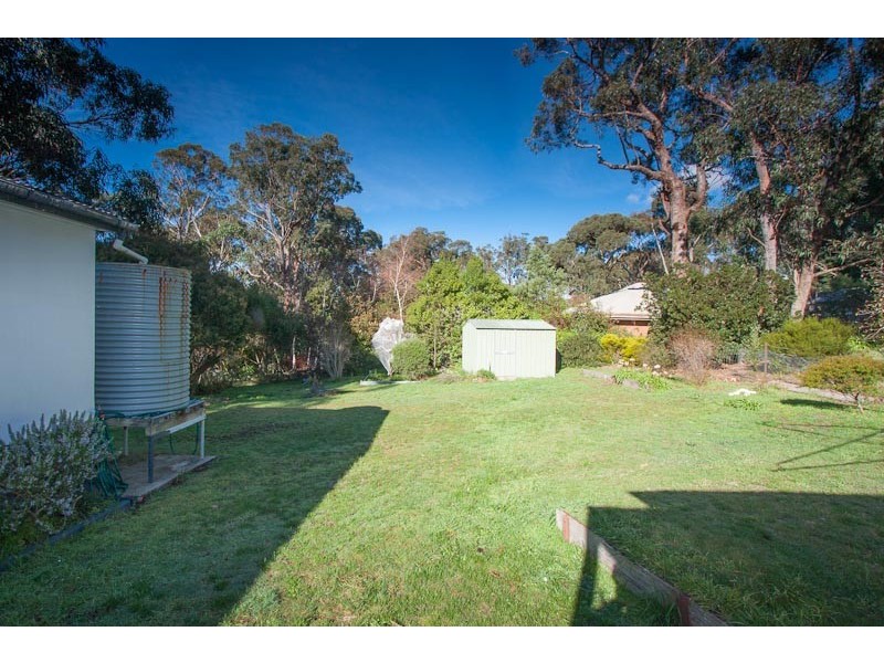 29 English Street, Macedon VIC 3440