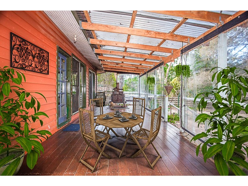 23 Centenary Avenue, Macedon VIC 3440