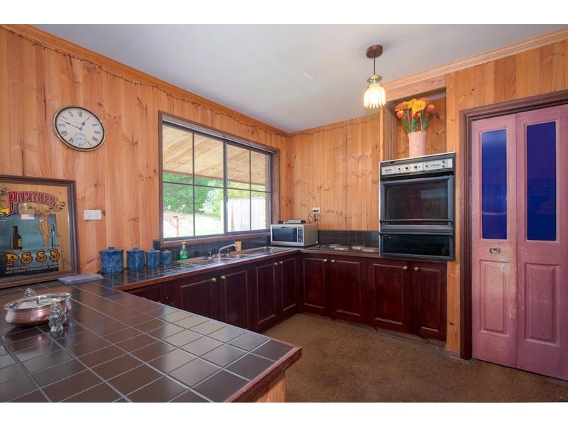 28 Cadana Road, Gisborne South VIC 3437