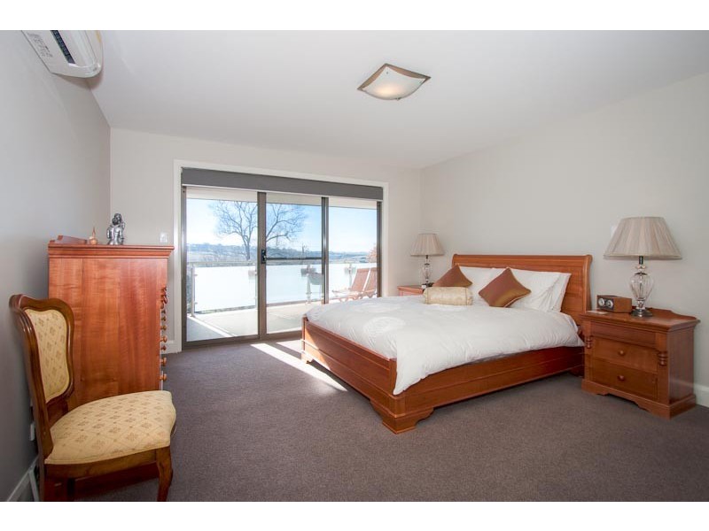 Unit 1/ 9 Rodney Street, Gisborne VIC 3437