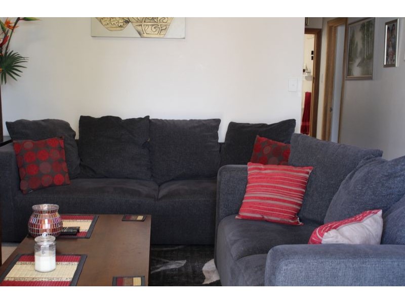 9B Howey Street, Gisborne VIC 3437