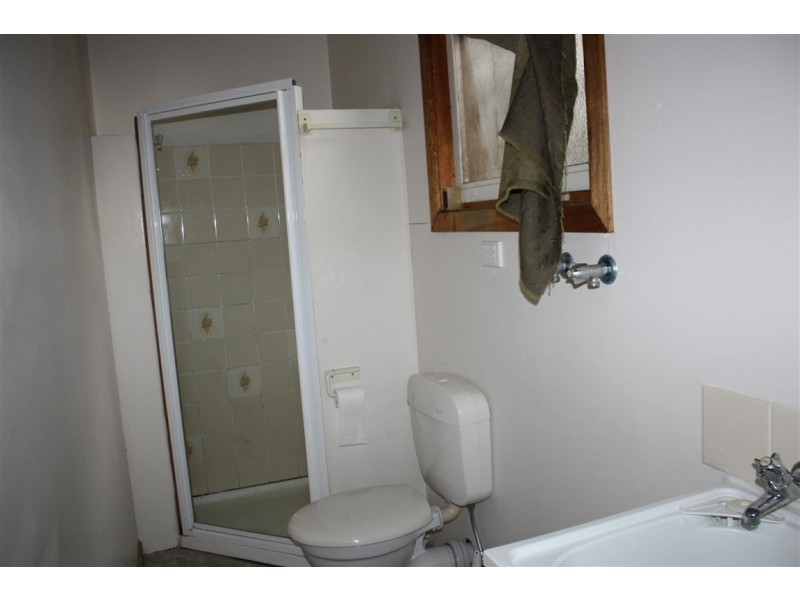 9B Howey Street, Gisborne VIC 3437