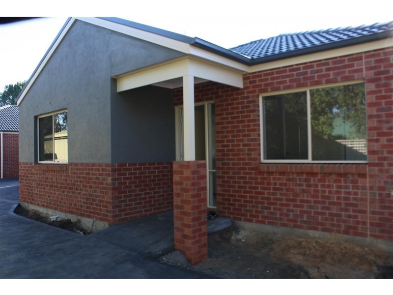 2/100 Main Road, Riddells Creek VIC 3431