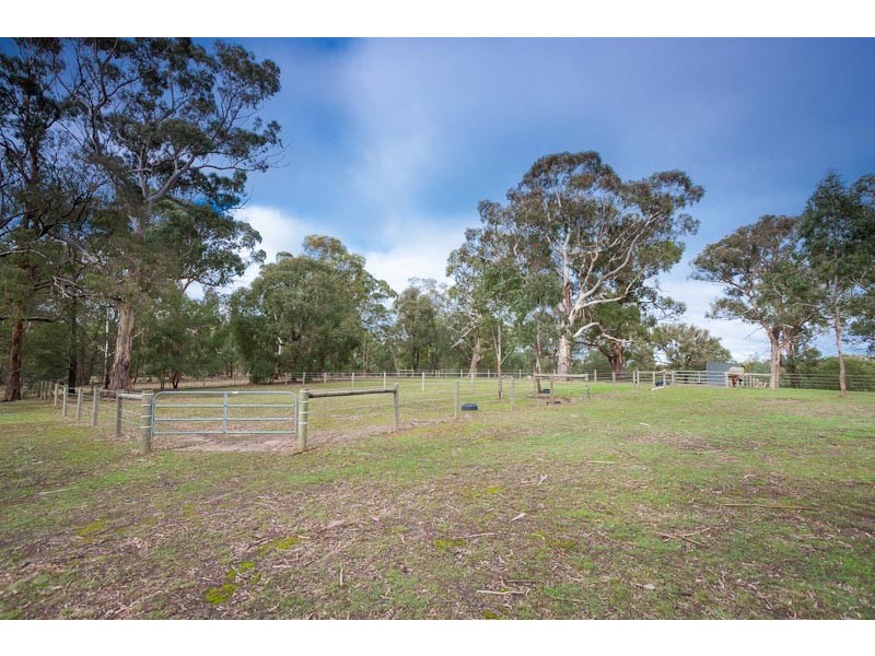 53 Honour Avenue, Macedon VIC 3440