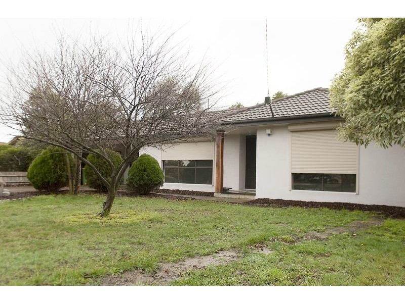 14 Mountain View Way, Gisborne VIC 3437