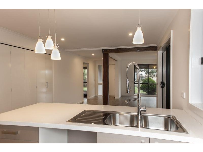 14 Mountain View Way, Gisborne VIC 3437