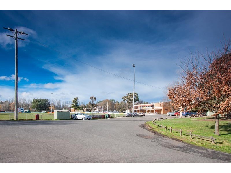 26c Aitken Street, Gisborne VIC 3437