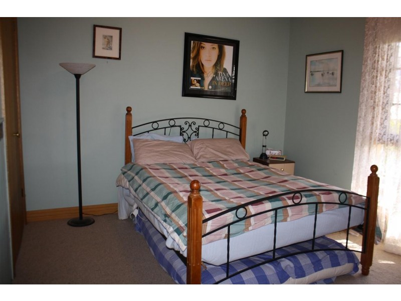 45 Stawell Street, Romsey VIC 3434