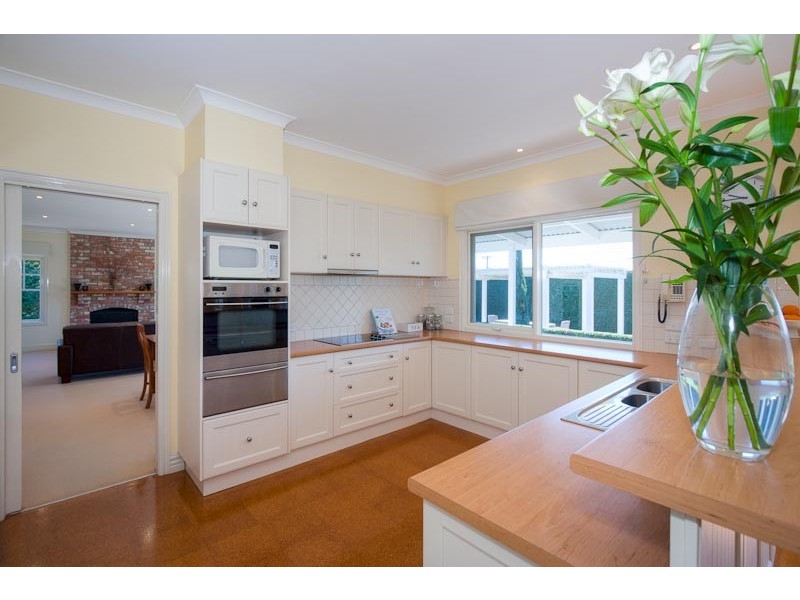 22 Jonathan Road, Gisborne VIC 3437