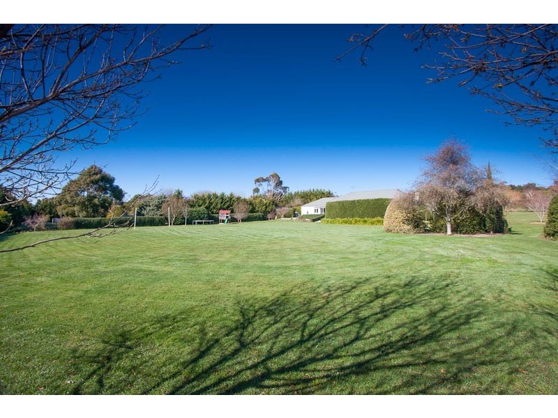 22 Jonathan Road, Gisborne VIC 3437