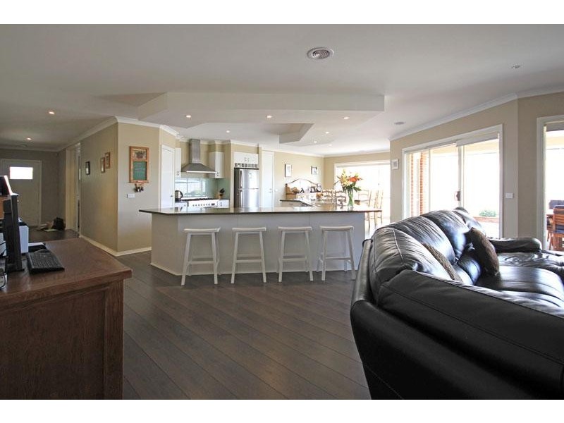 181 Station Road, New Gisborne VIC 3438