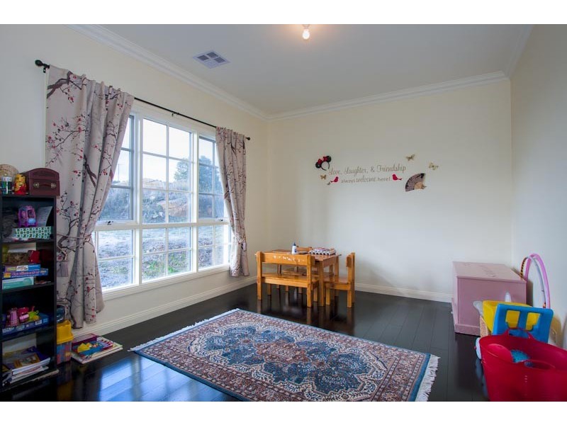 6 Grange Court, Gisborne VIC 3437