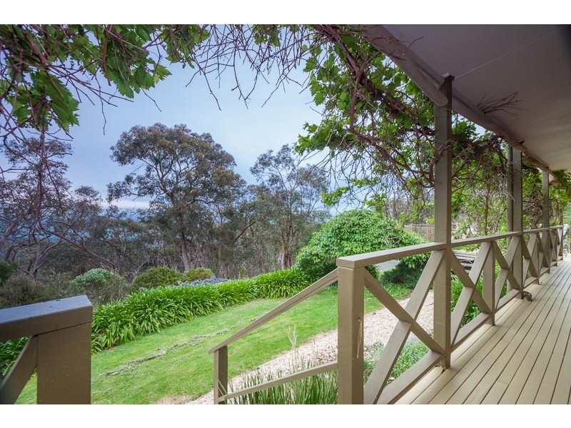 117 Mt Robertson Road, New Gisborne VIC 3438