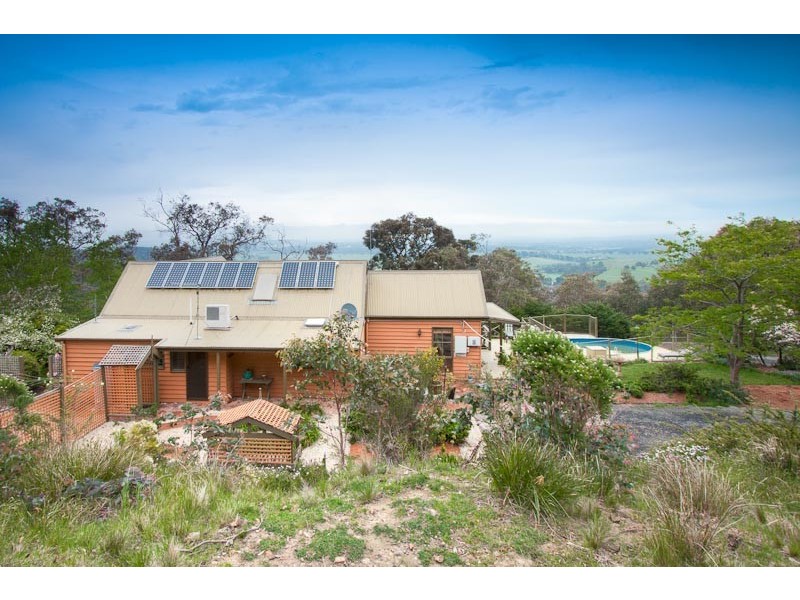 117 Mt Robertson Road, New Gisborne VIC 3438