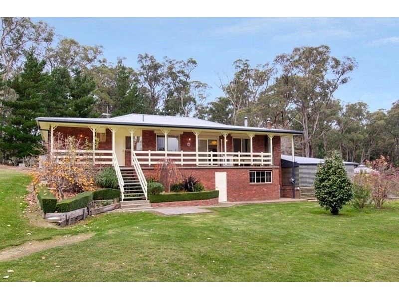 87 Halpern Road, Woodend VIC 3442