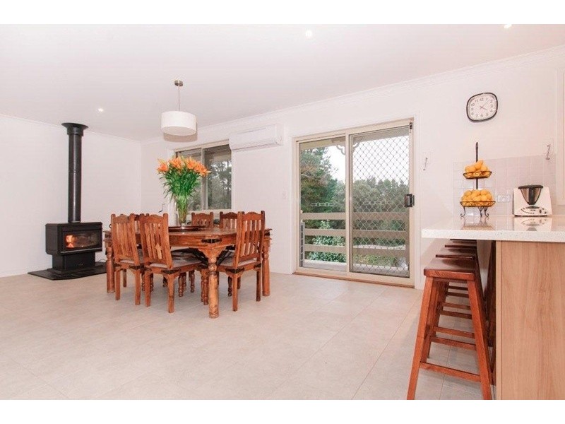 87 Halpern Road, Woodend VIC 3442