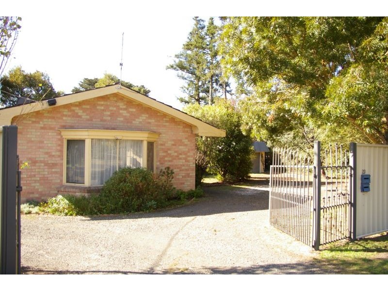 1/23 Savages Lane, Woodend VIC 3442