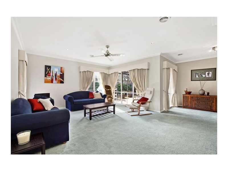 7 Dalray Crescent, New Gisborne VIC 3438