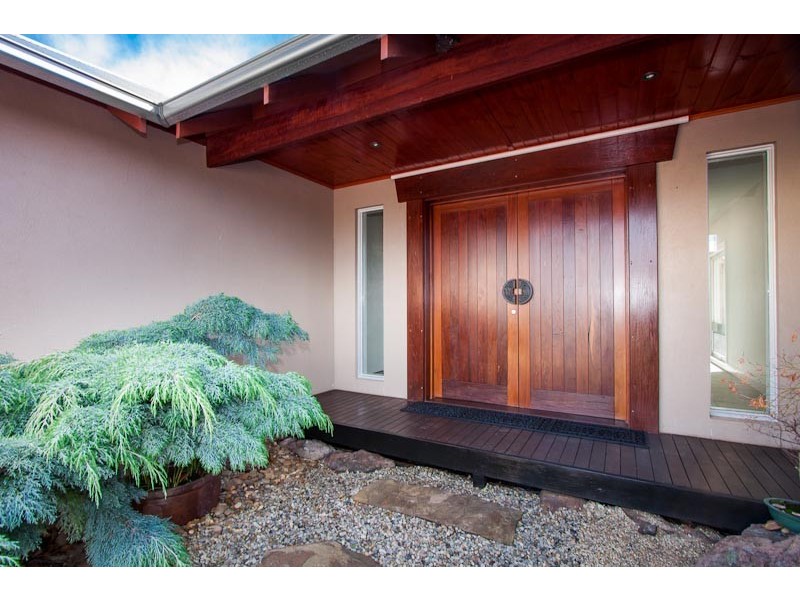 11 Mt Aitken Winery Drive, Gisborne South VIC 3437