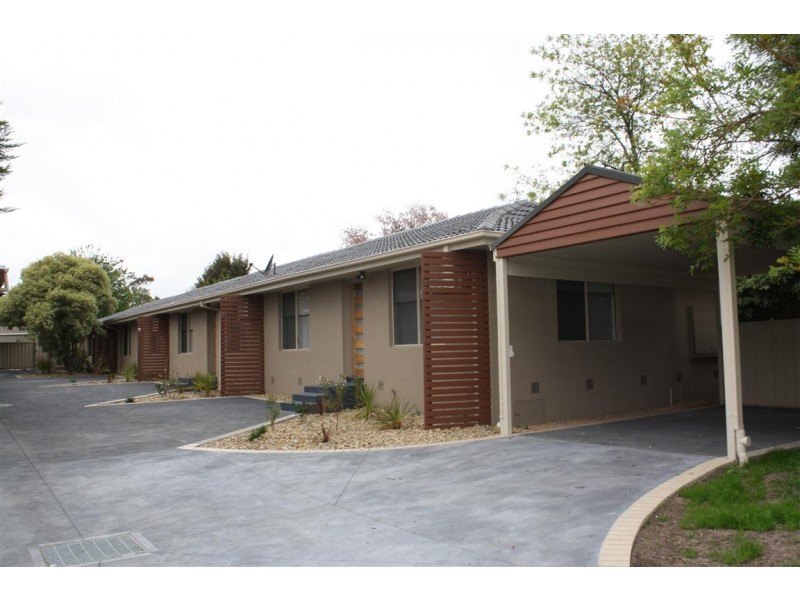 1/25 Worcester Road, Gisborne VIC 3437