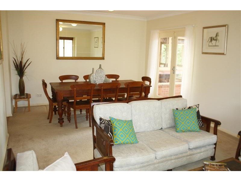 10 Benson Road,, Gisborne VIC 3437