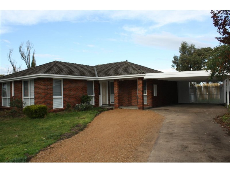 41 McEwen Drive, Sunbury VIC 3429