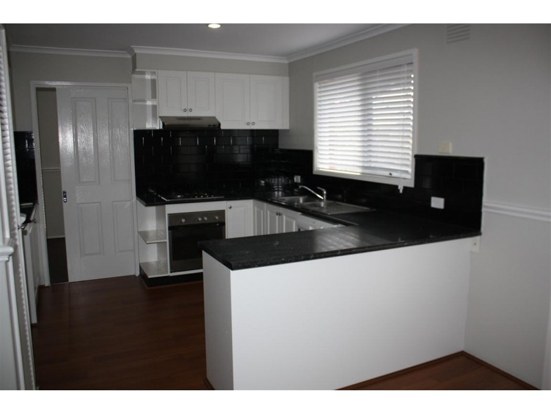 41 McEwen Drive, Sunbury VIC 3429