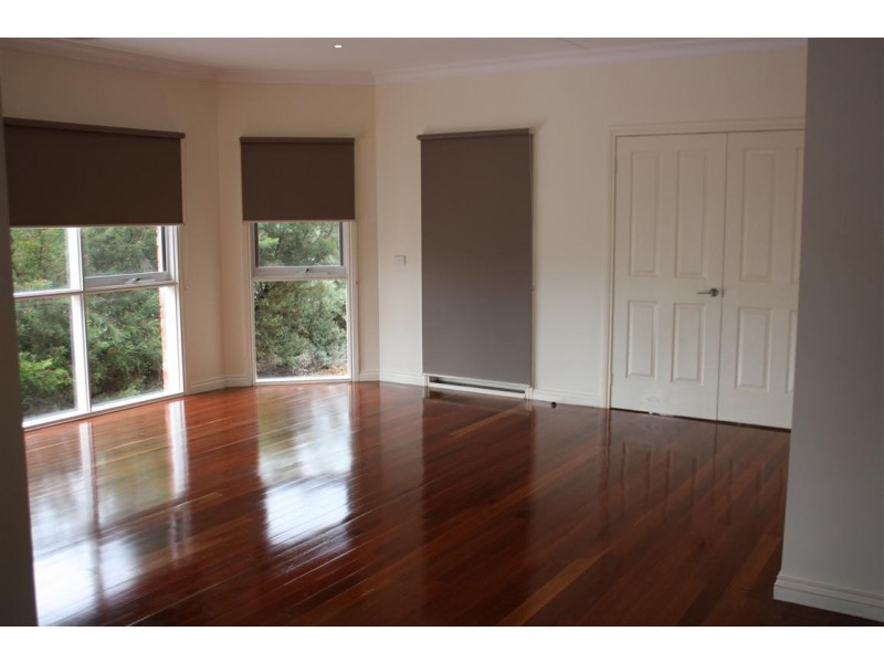 2 Mulgutherie Way, Gisborne VIC 3437
