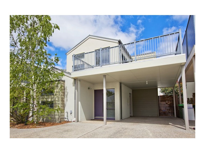6 /1-5 Rodney Street, Gisborne VIC 3437