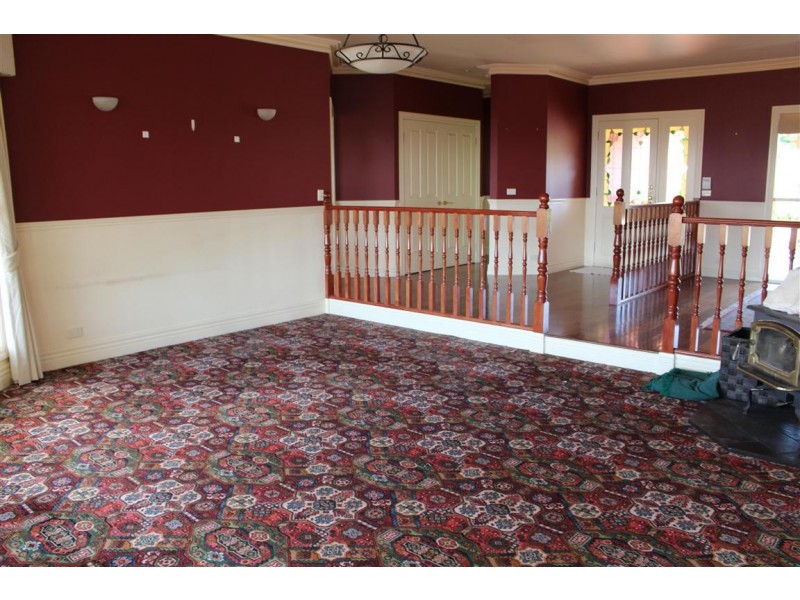 18 Wyralla court, Gisborne VIC 3437