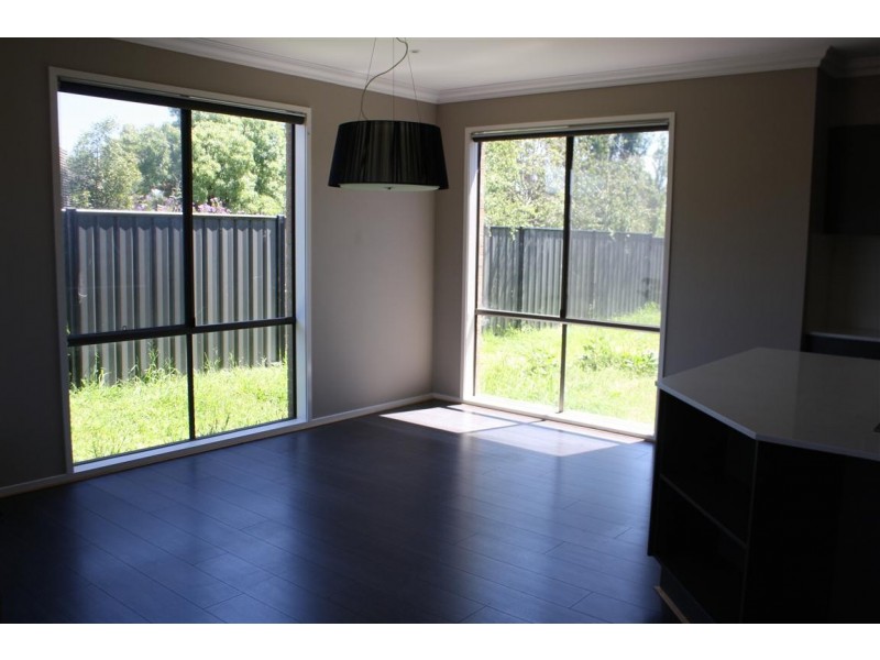 4 Bloomfield Road, Gisborne VIC 3437