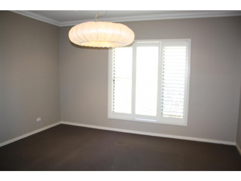 4 Bloomfield Road, Gisborne VIC 3437