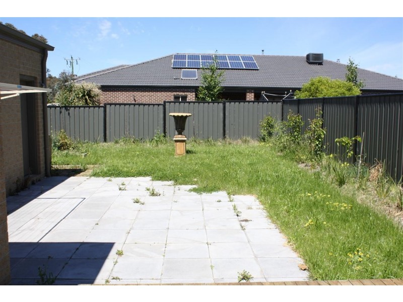 4 Bloomfield Road, Gisborne VIC 3437