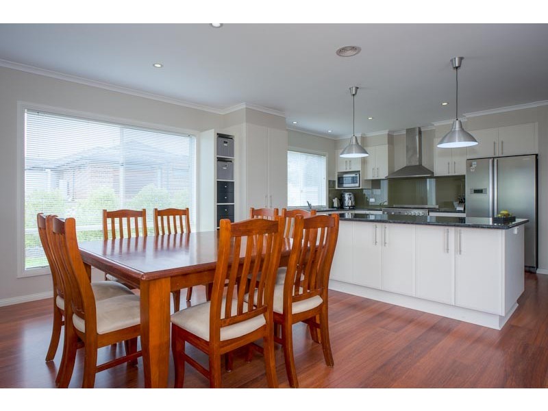 51 Parkview Street, Gisborne VIC 3437