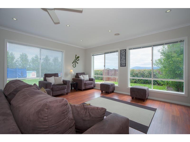 51 Parkview Street, Gisborne VIC 3437
