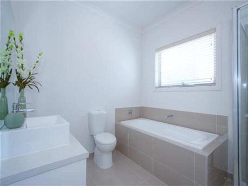 3/7 Francis Crescent, Gisborne VIC 3437