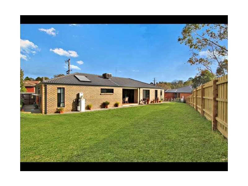 4 Windridge way, Kyneton VIC 3444